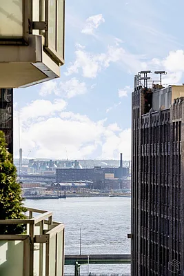 Sold by Halstead Real Estate | media 26