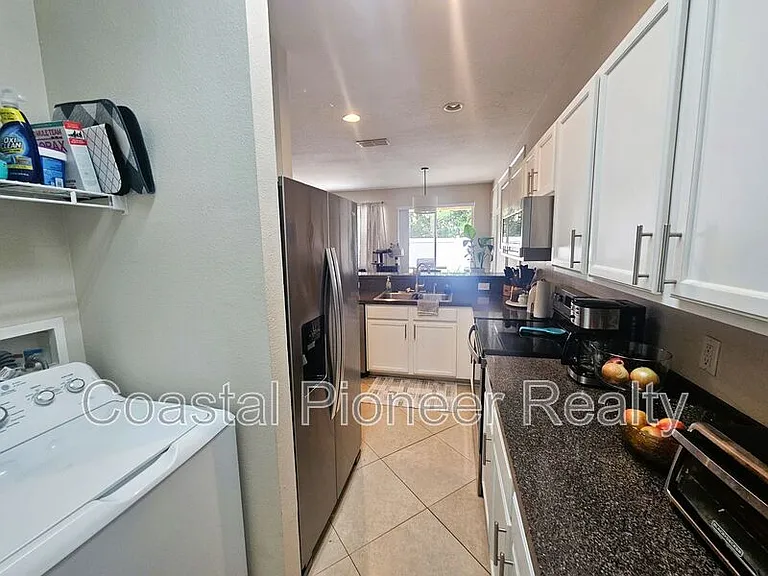 8148 Stone Leaf Ln — Photo 12