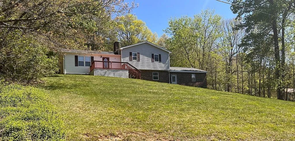 206 Sycamore Ln photo 1