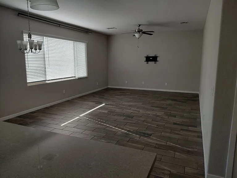 Livingroom with Dining area