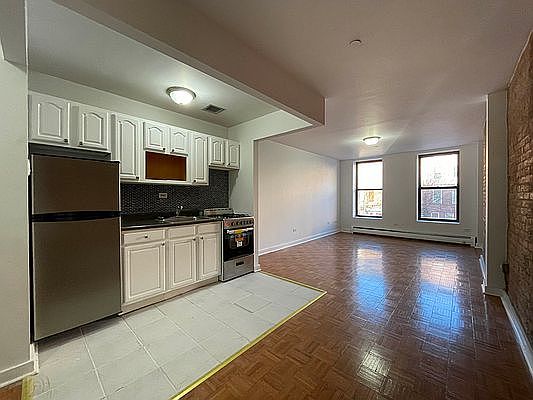 1st image of 172 E 106th St #2C