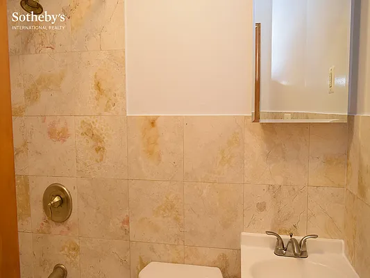 Rented by Sotheby's International Realty | media 10