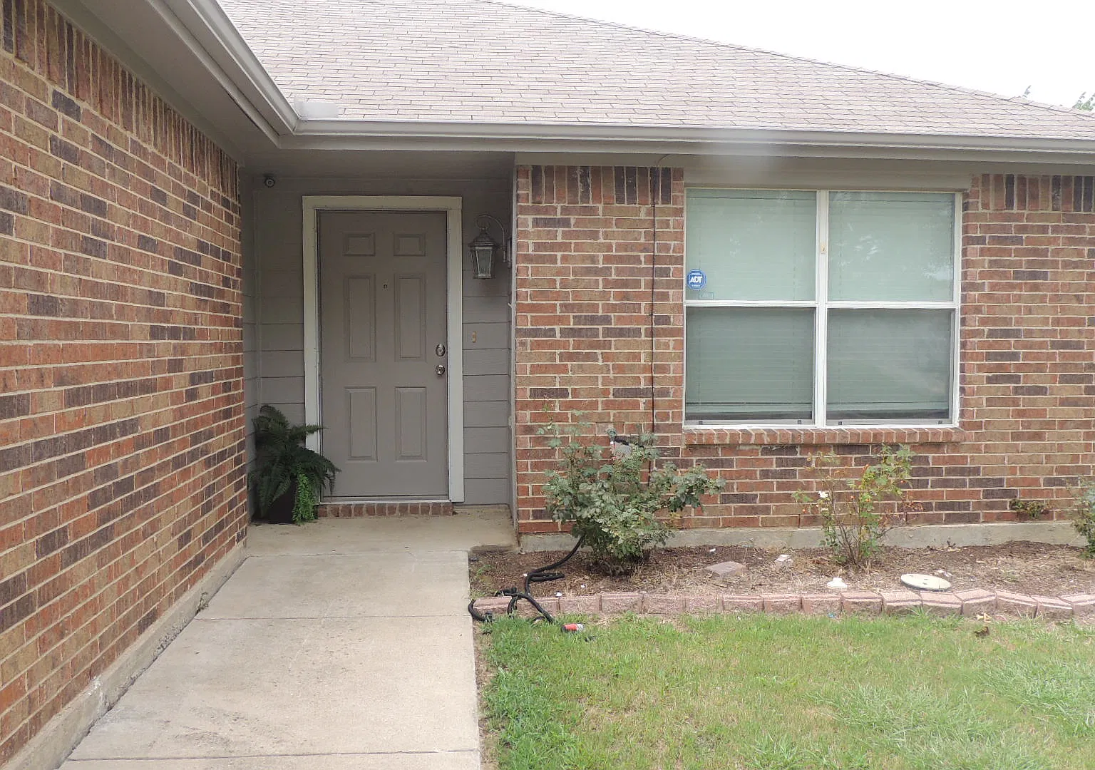 3 bed, 1637 sqft, $2,000 — Photo 4