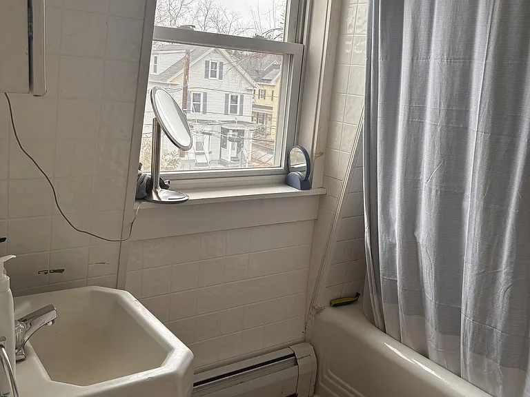 11 Blossom St #6 — Photo 10
