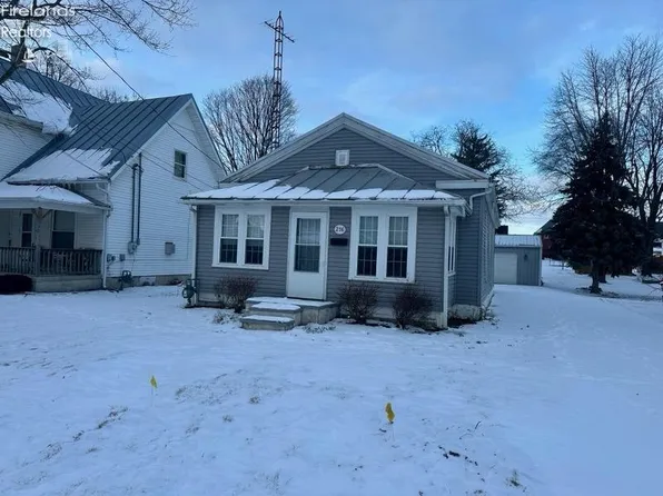 216 W South St, Carey, OH 43316