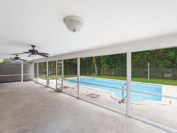 5th image of 289 SE Verada Avenue