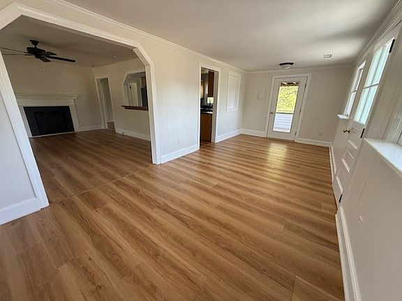 5th image of 4115 Bluff Point Rd