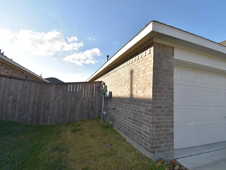 3326 Spanish Oak Ln — Photo 21