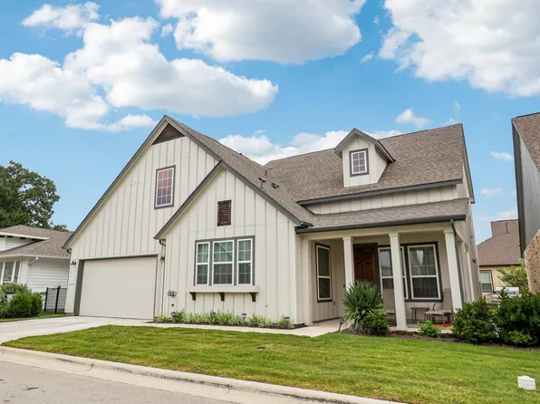 1141 Lucca Dr, Dripping Springs, TX 78620