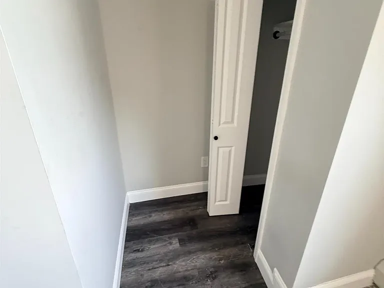 612 Johnstone St #310 — Photo 15