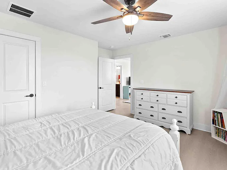 7910 Ella Lee Ln — Photo 29