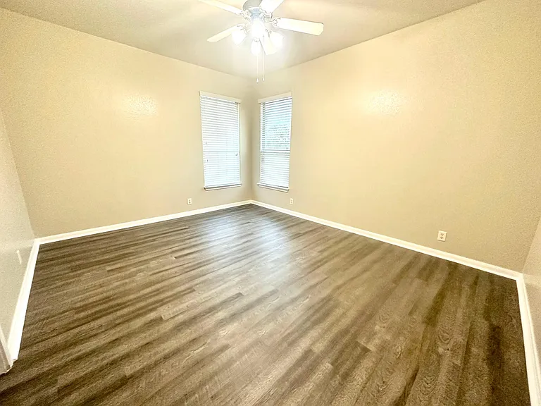 2404 Allred Dr #A — Photo 9
