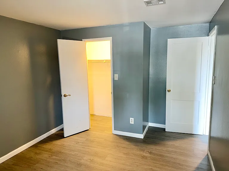 3331 Huntley Square Dr #C1 — Photo 8