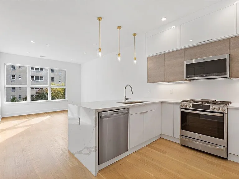 6025 Boulevard E #503 — Photo 2