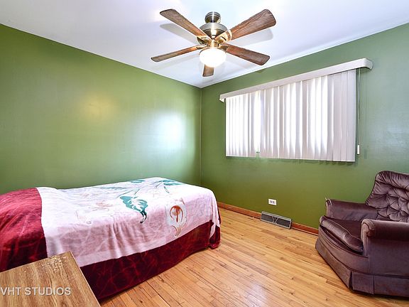 5th image of 139 Ash Ave