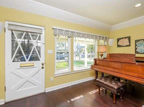 5th image of 5622 Irvine Ave
