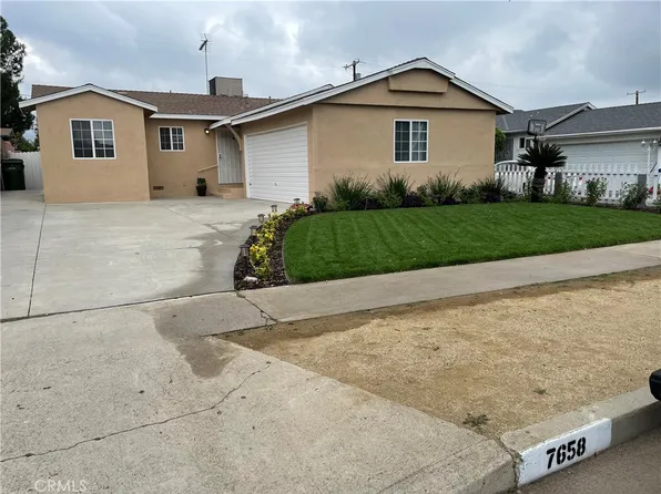 7658 Lemp Ave, North Hollywood, CA 91605