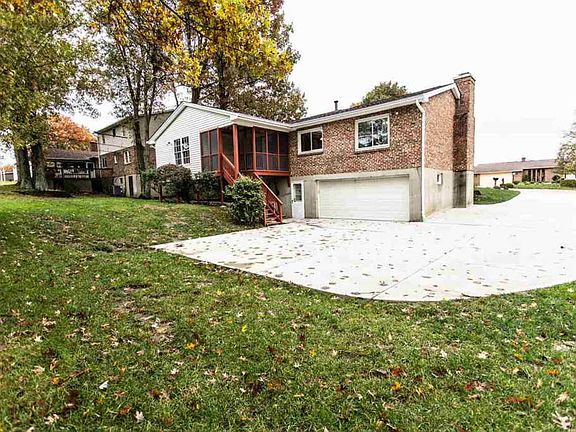 2nd image of 3050 Bellflower Ct