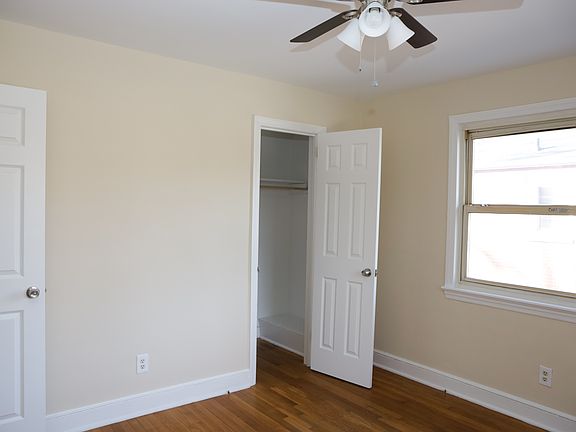4th image of 1708 Walker Ave APT B
