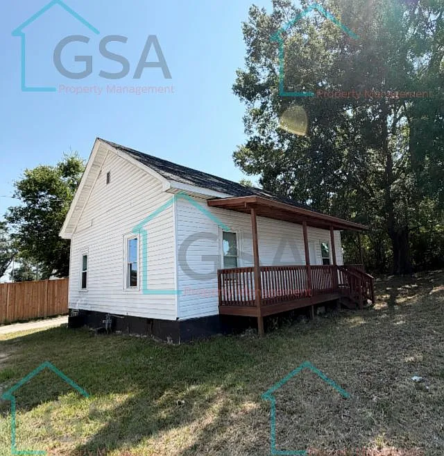 2 bed, 1088 sqft, $1,400 — Photo 2