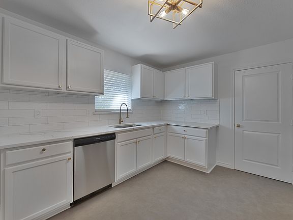 2nd image of 6718 Tabor St