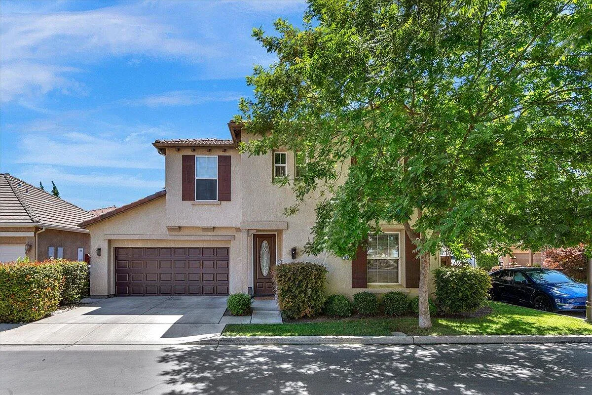 1604 N Cortona Court photo 1