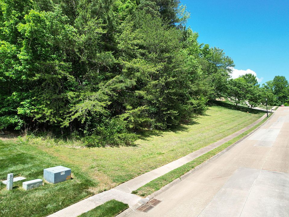 1st image of LOT 15 NW Stafford Ave