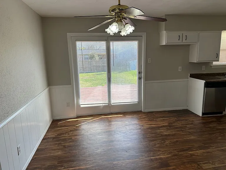 4614 Hanover Dr — Photo 4