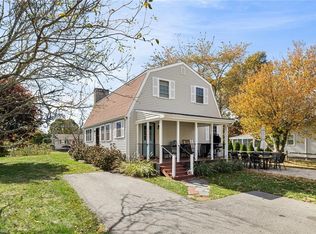 64 Juniper Trl, Narragansett, RI 02882