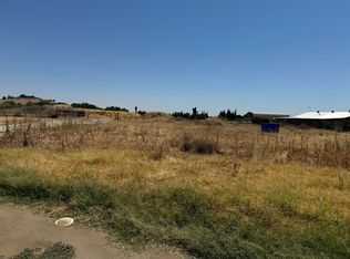 667 E River Ave, Porterville, CA 93257