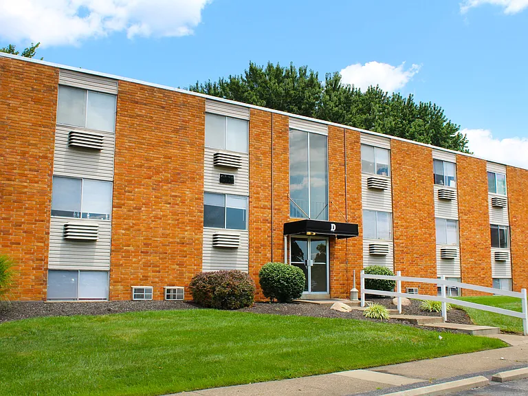 Barkley Ridge Apartments — Photo 8