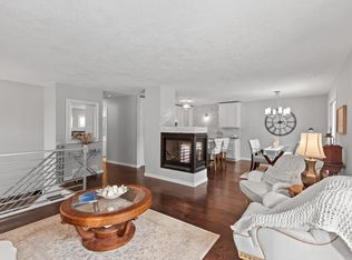 473 W Eagle Lake Dr, Maple Grove, MN 55369