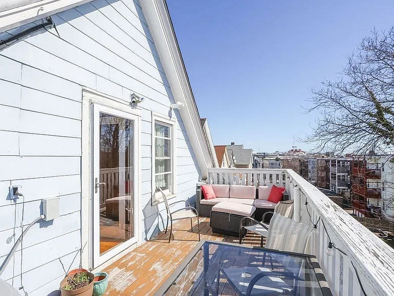 57 Harbor View St #3 — Photo 16