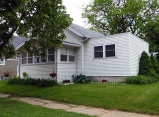 189 18th Ave SW, Cedar Rapids, IA 52404