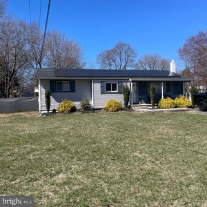 208 N Vine St, Clayton, NJ, 08312