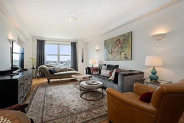 Rented by Rita S Citrin, LREB