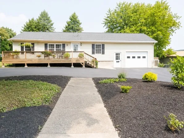 129 Jefferson St, Warsaw, NY 14569