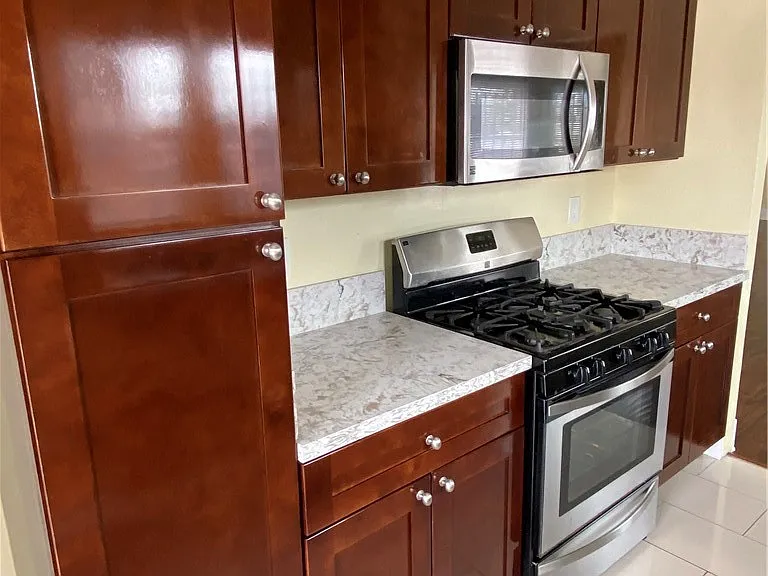 1331 Atlantic Ave — Photo 5