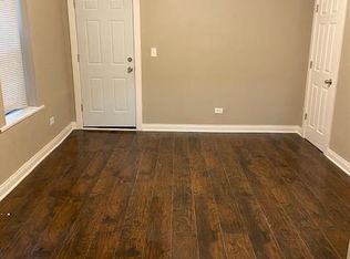 3353 S Carpenter St #1R, Chicago, IL 60608