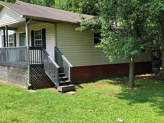 3rd image of 1820 Tillery St NE