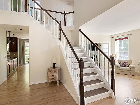 3rd image of 691 Tamarisk Ct