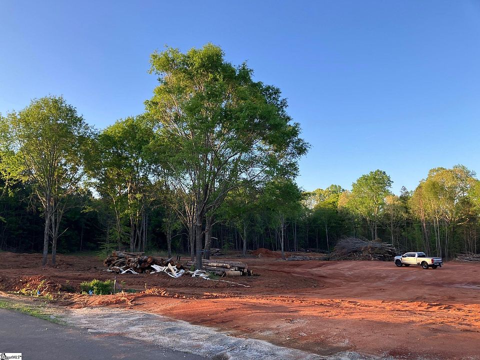 1st image of 515 Ritchie Rd