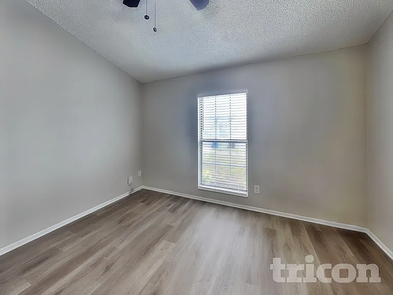 4413 Shadberry Dr — Photo 7