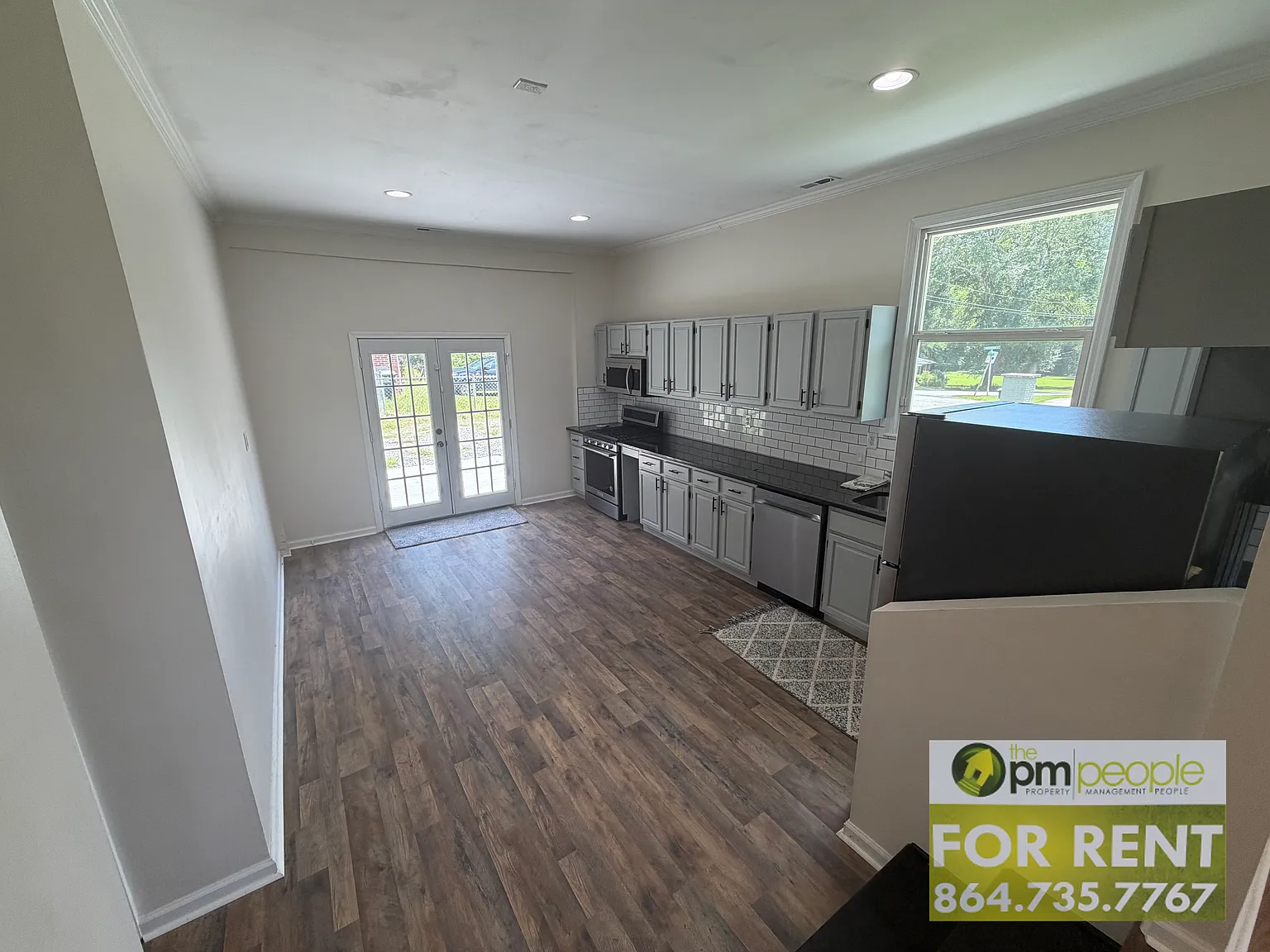 2 bed, 1004 sqft, $1,350 — Photo 4