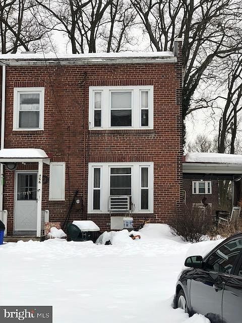 2nd image of 406 Sunset Rd