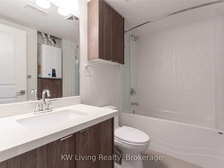 64 Overton Cres #4 — Photo 9