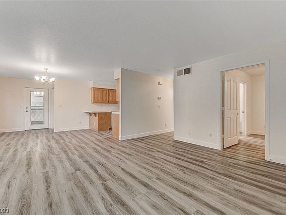5th image of 700 Capri Dr APT 30B