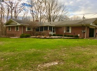 898 Mosier Rd, Girard, OH 44420