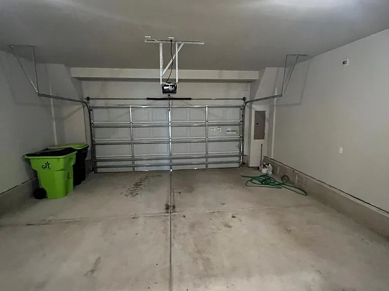 1407 Merrion Ave — Photo 12