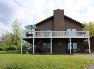 320 Knight Rd, Vestal, NY 13850